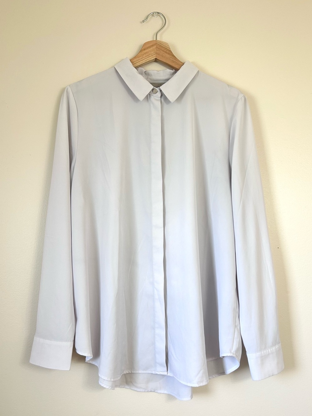 H&M Women’s Light Grey Dress Shirt